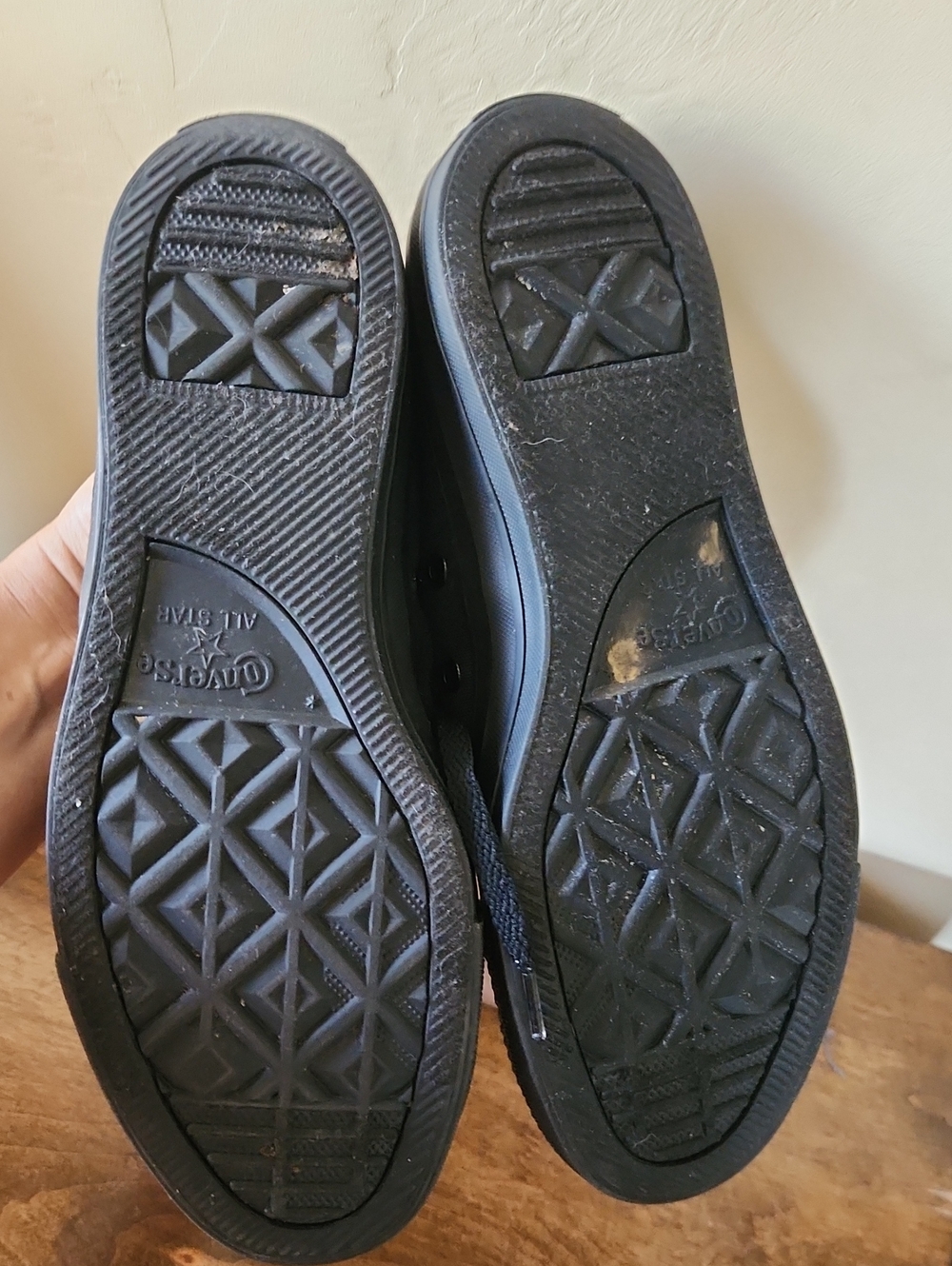 Converse Unisex Classic Black Canvas Low-Top Sneakers Women's Size 8.5 - Picture 8 of 10